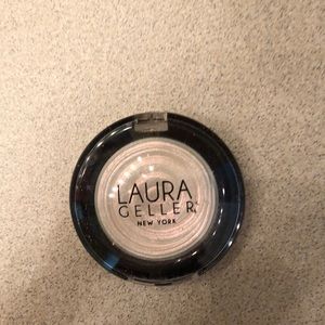 Mini Laura Geller highlighter